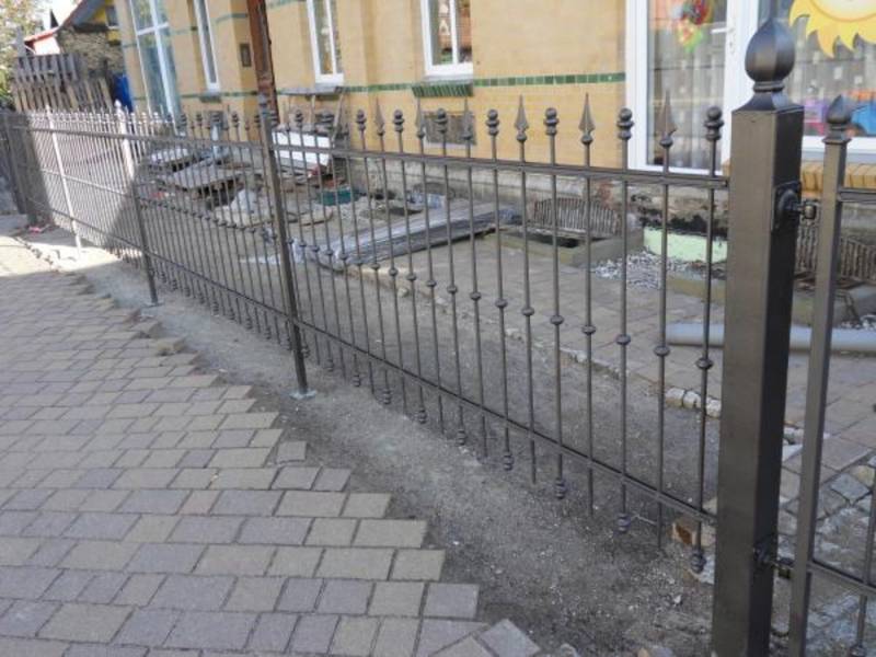 Moderner Aussen Garten Grundstück Handarbeit Geländer Zaun Klassisch Zaun M364 von JV Möbel