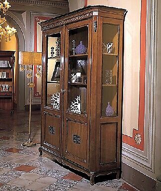 Möbel Echtes Holz Sideboard Designer Luxus Holz Vitrine Anrichten Italienische Möbel Echtes Holz Sideboard Designer Luxus Holz Vitrine Anrichten Italienische von JV Möbel