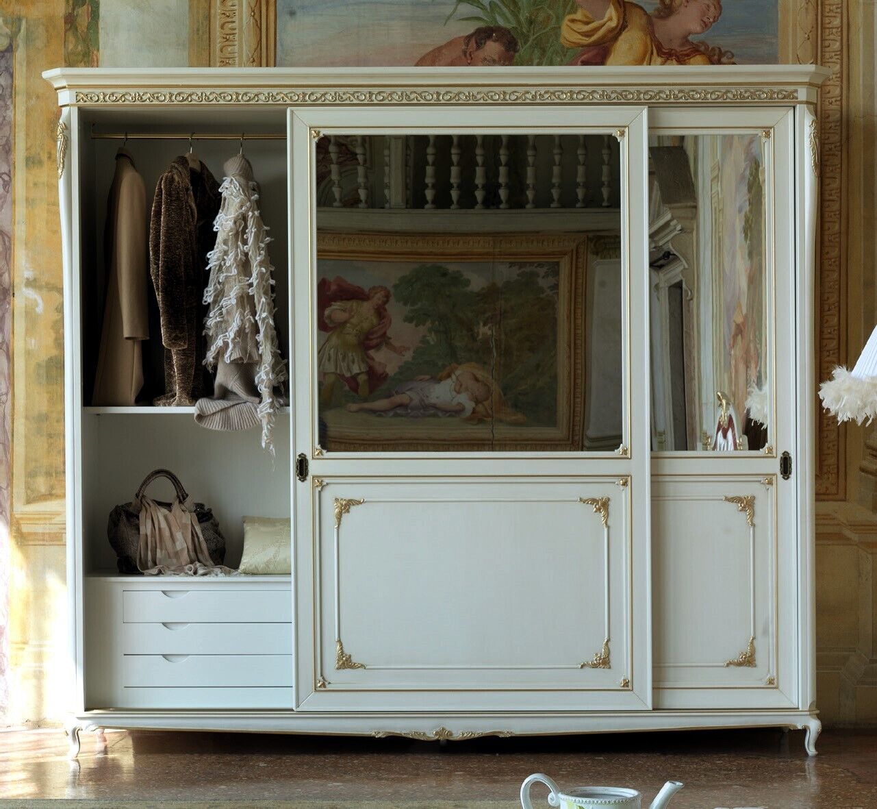 Schränke Anrichte Neu Mehrzweck Design Holz neu Klassisch Regal Kleider Schrank Schränke Anrichte Neu Mehrzweck Design Holz neu Klassisch Regal Kleider Schrank von JV Möbel