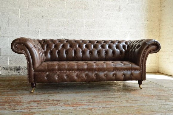 Sofa Couch Polster 3 Sitzer Rollen Chesterfield Neu Old Look Style Sofa Braun Sofa Couch Polster 3 Sitzer Rollen Chesterfield Neu Old Look Style Sofa Braun von JV Möbel