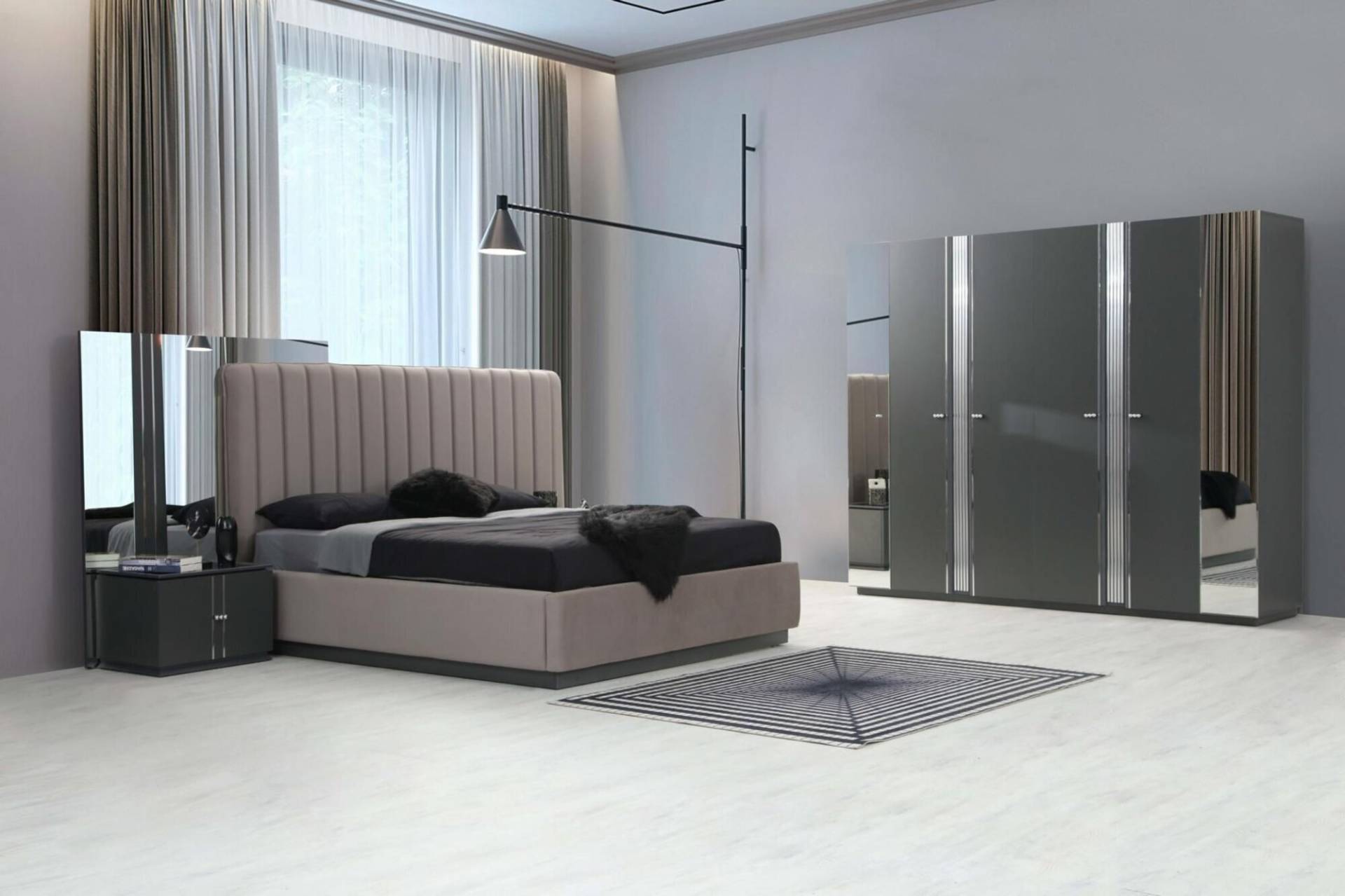 Stilvolles Schlafzimmer Bett Edle Möbel Nachttische Designer Schrank Stilvolles Schlafzimmer Bett Edle Möbel Nachttische Designer Schrank von JV Möbel