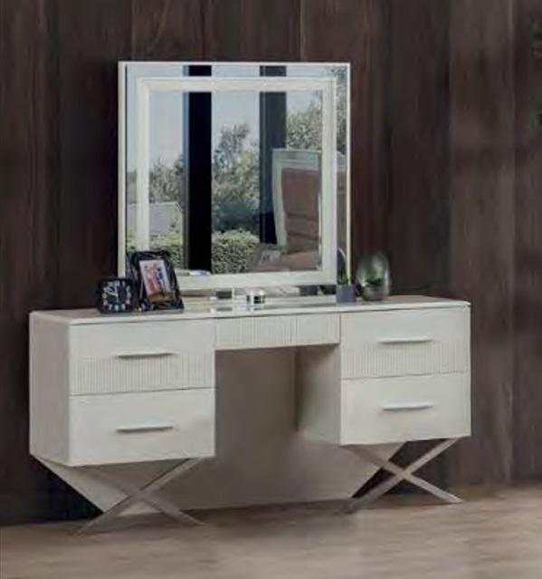 Weißer 4-türiger Luxus Schminktisch Schlafzimmer Stilvolle Holz Möbel von JV Möbel