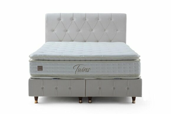 Weißes Chesterfield Bettgestell Designer Polsterbett Rechteckiges Bett Weißes Chesterfield Bettgestell Designer Polsterbett Rechteckiges Bett von JV Moebel