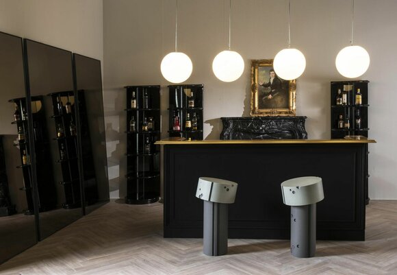 Wohnzimmer Hocker Wohnzimmer Möbel Italienisches Design Bank Luxus Einrichtung Wohnzimmer Hocker Wohnzimmer Möbel Italienisches Design Bank Luxus Einrichtung von JV Möbel