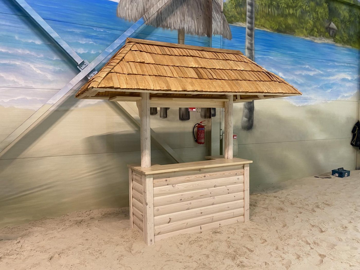 JVmoebel Bartisch Moderne Gartenbar mit Dach – Stylischer Stehtisch für den Außenbereich (1-St., Bar Theke), Made in Europa von JVmoebel