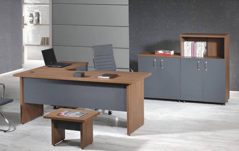 JVmoebel Büromöbel-Set Büro-Eckschreibtisch 4-teiliges Möbelset in Grau Holz, (4-tlg., 1x Bürotisch + 1x Couchtisch + 2x Schrank ohne Sessel), Made in Europa von JVmoebel