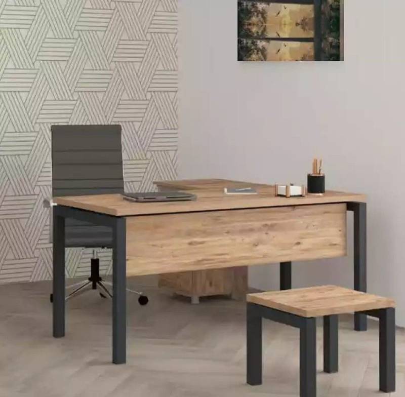 JVmoebel Eckschreibtisch Holz Computertisch für das Arbeitszimmer – stilvolle Büromöbel (1-St), Made in Europa von JVmoebel