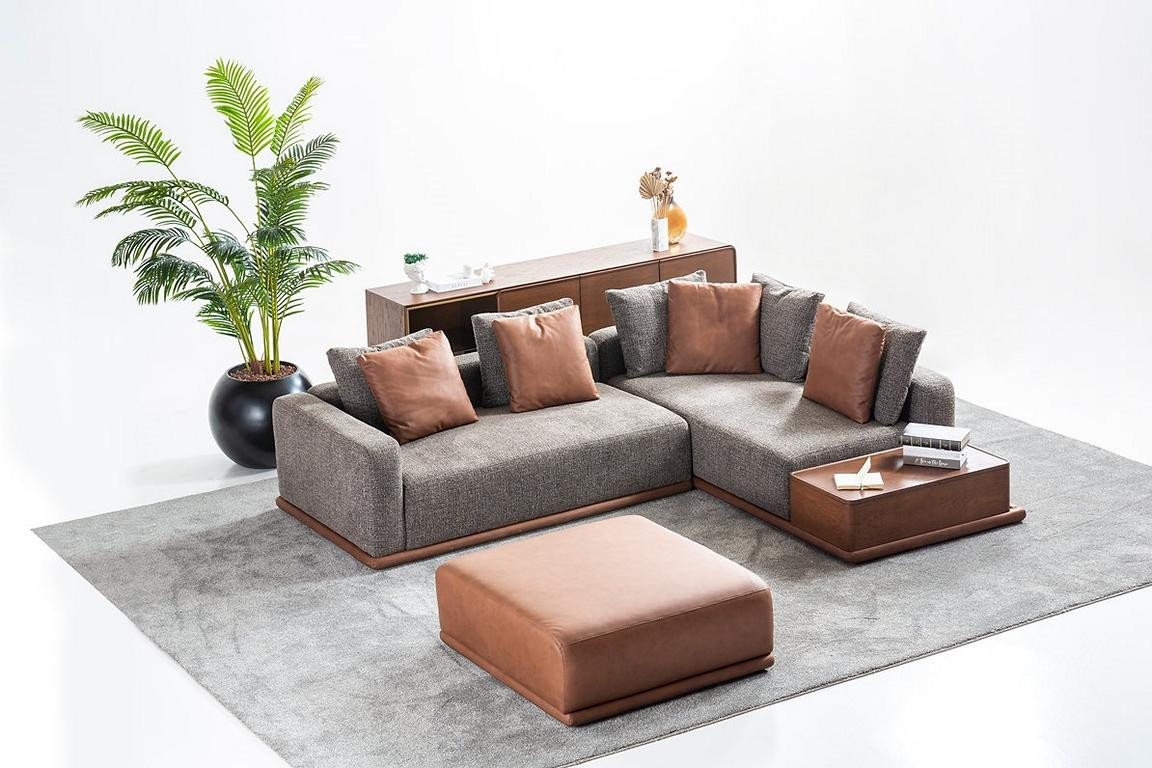 JVmoebel Ecksofa Elegante L-Form Sofa in Grau mit braunem Hocker - 2er Set, 2 Teile, Made in Europa JVmoebel Ecksofa Elegante L-Form Sofa in Grau mit braunem Hocker - 2er Set, 2 Teile, Made in Europa von JVmoebel