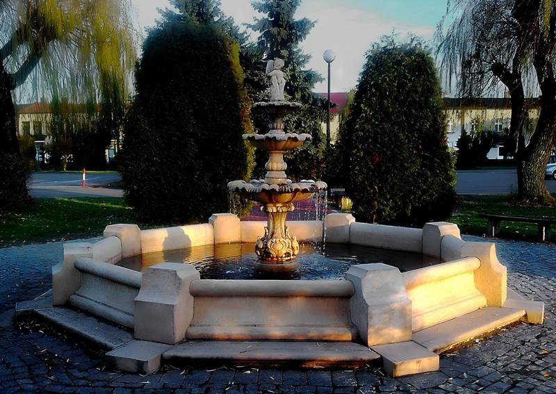 JVmoebel Gartenbrunnen Springbrunnen Fontäne Zierbrunnen Garten Deko Brunnen Steinguss, (Artikel 1011), Made in Europa von JVmoebel