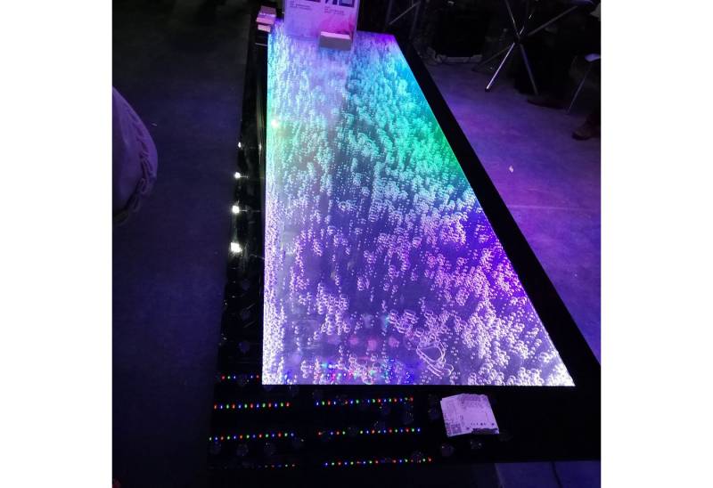 JVmoebel LED Dekoobjekt Led Bar Tisch Wasser Wand Bar Theke Regal Möbel Beleuchtete Bartheke, Made in Europa von JVmoebel