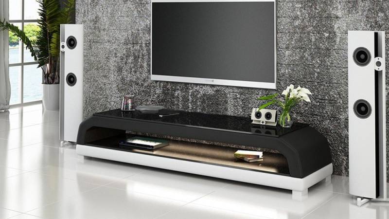 JVmoebel Lowboard TV-SCHRANK MIT GLAS- UND LEDER-VERARBEIT UND FERNSEHER-TISCH, Made in Europa JVmoebel Lowboard TV-SCHRANK MIT GLAS- UND LEDER-VERARBEIT UND FERNSEHER-TISCH, Made in Europa von JVmoebel