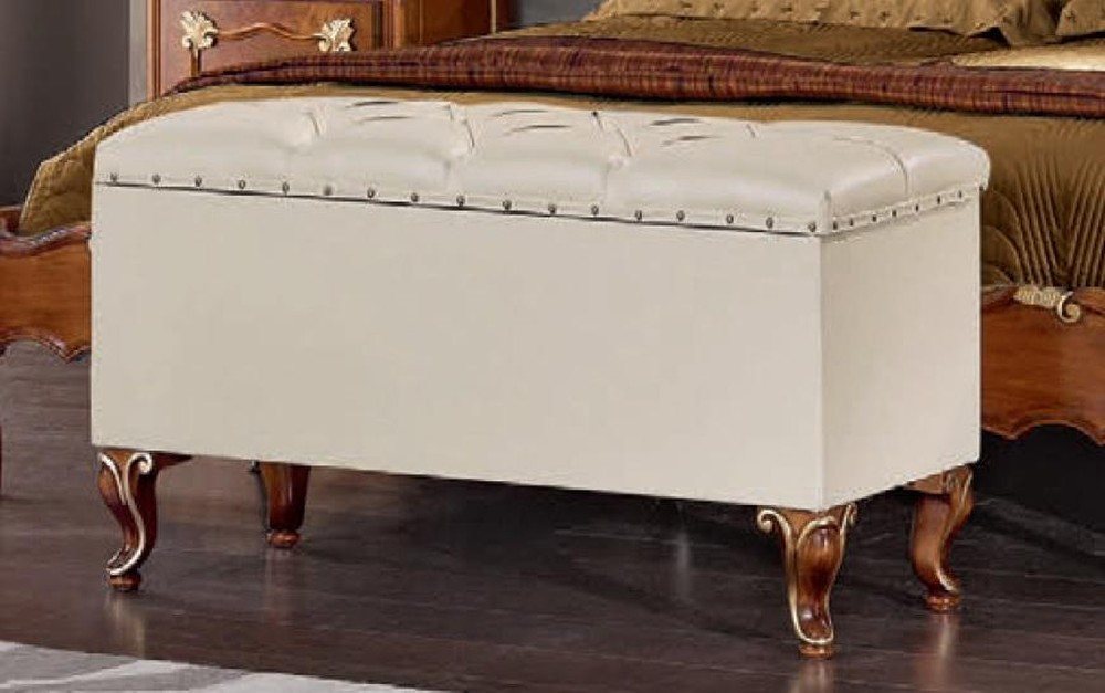 JVmoebel Polsterhocker Eleganter Hocker im italienischen Design für das Luxus-Wohnzimmer (Fußhocker), Made in Europa von JVmoebel