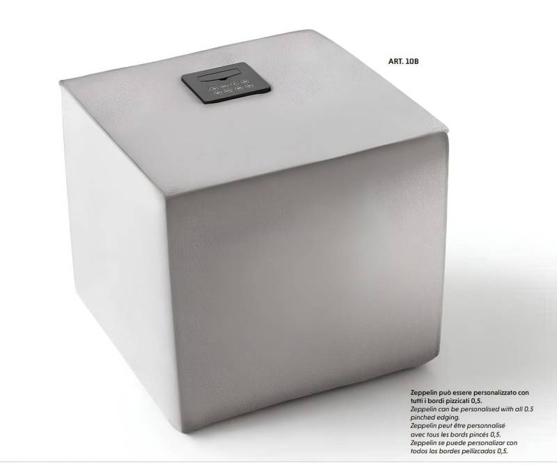 JVmoebel Polsterhocker Weißer Quadratischer Pouf – Eleganter Sitz- und Fußhocker (Aufladehocker), Made in Europa von JVmoebel