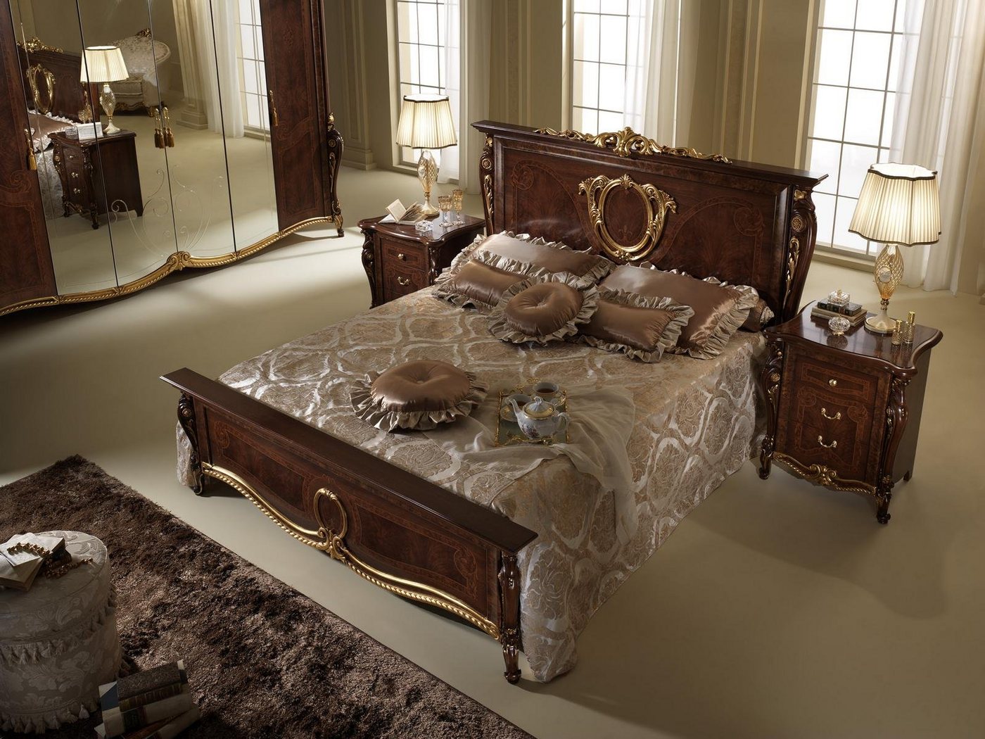 JVmoebel Schlafzimmer-Set Antikes Doppelbett aus Holz im Barock Rokoko Stil mit Nachttischen, Made in Europa von JVmoebel