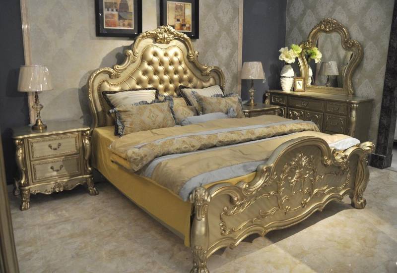 JVmoebel Schlafzimmer-Set Barockes Schlafzimmer Set in Gold mit Bett und 2 Nachttischen, Made in Europa von JVmoebel