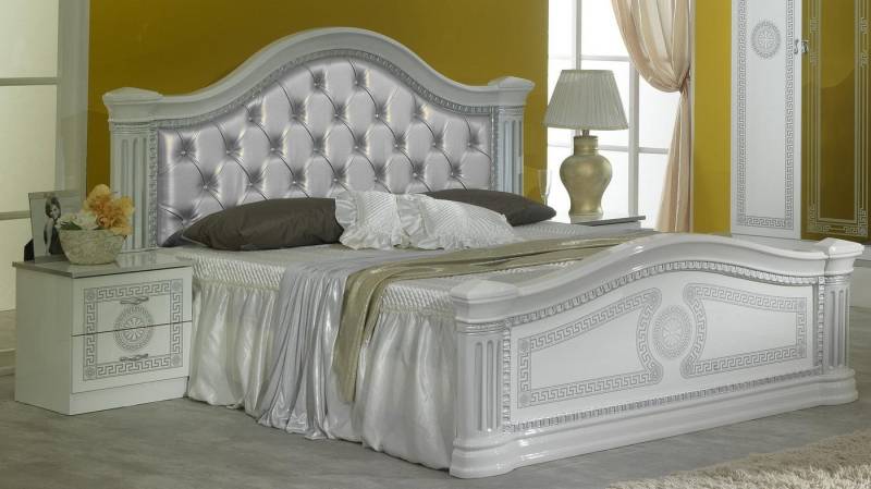 JVmoebel Schlafzimmer-Set Elegantes Schlafzimmer-Set 3-teilig mit Bett und Nachttisch, Made in Europa JVmoebel Schlafzimmer-Set Elegantes Schlafzimmer-Set 3-teilig mit Bett und Nachttisch, Made in Europa von JVmoebel