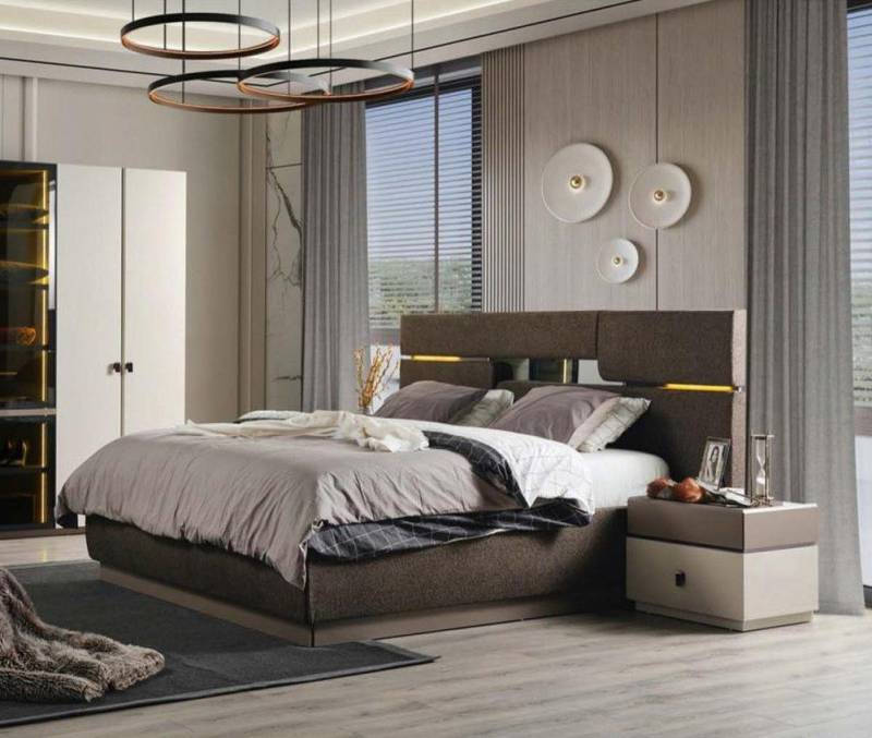 JVmoebel Schlafzimmer-Set Luxuriöses Schlafzimmer-Set in Braun mit 2 Nachttischen, 3 Teile, (3-tlg., Bett/2x Nachttische), Made in Europa von JVmoebel