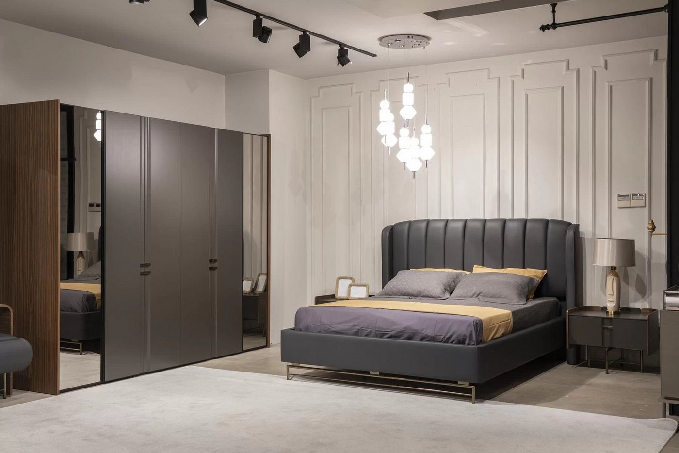JVmoebel Schlafzimmer-Set Schlafzimmer Set Bett 2x Nachttisch Kleiderschrank Schminktisch mit, Made in Europa von JVmoebel