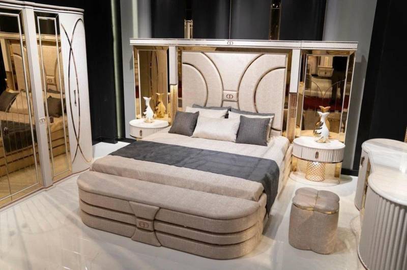 JVmoebel Schlafzimmer-Set Schlafzimmer Set Bett 2x Nachttische Hocker Luxus neu 5tlg Design, (5-tlg., 1x Bett + 1x Bank + 2x Nachttische + 1x Hocker ohne Kleiderschrank), Made in Europa von JVmoebel