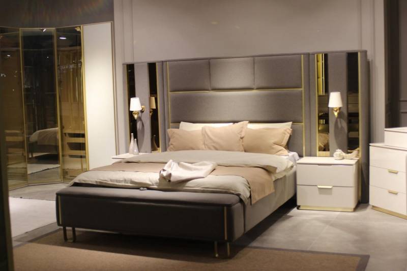 JVmoebel Schlafzimmer-Set Schlafzimmermöbel Set: Doppelbett mit 2 Nachttischen aus Holz, (3-tlg., Bett, Nachttische), Made in Europa von JVmoebel