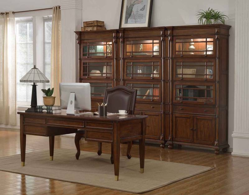 JVmoebel Schreibtisch Büromöbel Set aus Holz: Tisch und Stuhl im klassischen Design, Made in Europa JVmoebel Schreibtisch Büromöbel Set aus Holz: Tisch und Stuhl im klassischen Design, Made in Europa von JVmoebel