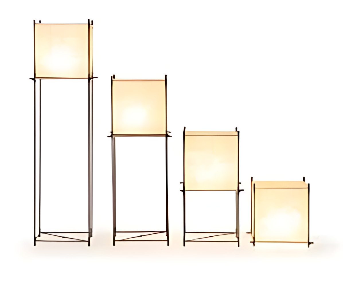 JVmoebel Stehlampe Set aus 4 eleganten Stehlampen für stimmungsvolle Beleuchtung im Raum, Warmweiß, Made in Europe JVmoebel Stehlampe Set aus 4 eleganten Stehlampen für stimmungsvolle Beleuchtung im Raum, Warmweiß, Made in Europe von JVmoebel