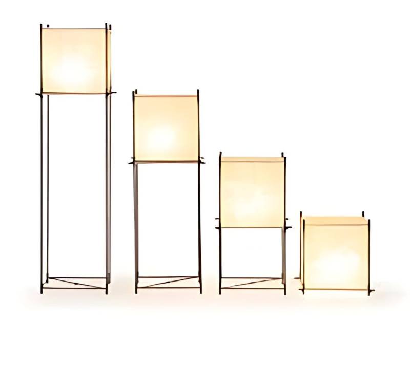 JVmoebel Stehlampe Set aus 4 eleganten Stehlampen für stimmungsvolle Beleuchtung im Raum, Warmweiß, Made in Europe von JVmoebel