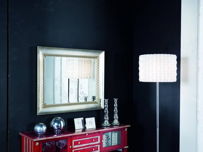 JVmoebel Wandspiegel Eleganter Wandspiegel im Holzrahmen Silber mit Glas Hängend, Made in Europa von JVmoebel