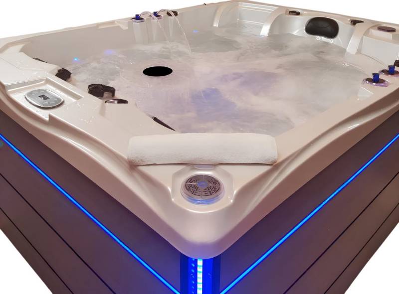 JVmoebel Whirlpool-Badewanne Whirlpool Outdoor Spa Pool 213x165 cm Weiß Acryl Massagebad, Made in Europe JVmoebel Whirlpool-Badewanne Whirlpool Outdoor Spa Pool 213x165 cm Weiß Acryl Massagebad, Made in Europe von JVmoebel