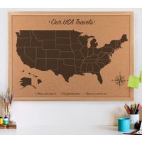 Personalisierte Cork Usa Karte Mit Legende - Die Orte, An Die Sie Gehen Werden Reisegeschenk | Jw Designatelier Personalisierte Cork Usa Karte Mit Legende - Die Orte, An Die Sie Gehen Werden Reisegeschenk | Jw Designatelier von JWdesignStudio