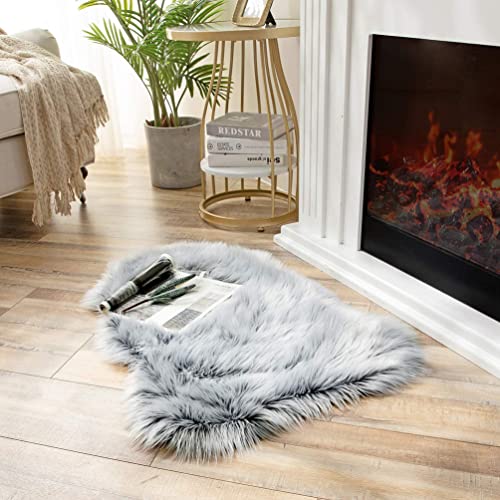 JXLOULAN Faux Lammfell Schaffell Flauschig Teppich 75 x 120 cm Nachahmung Wolle fellteppich Weiche Longhair Fell Bettvorleger Sofa Matte (Grau) von JXLOULAN