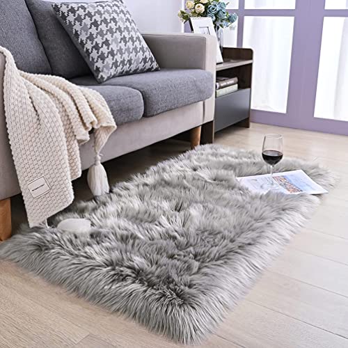 JXLOULAN Faux Lammfell Schaffell Teppich Grau 60x90 cm, Flauschiger Teppich Wohnzimmer Deko Longhair Weicher Fell Carpet für Stühle Sofa Schlafzimmer Kinderzimmer von JXLOULAN