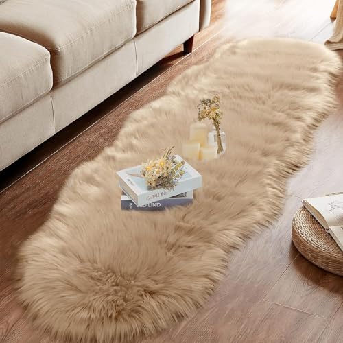 JXLOULAN Faux Lammfell Schaffell Teppich Hellbraun 80x180 cm, Longhair Fell Flauschiger Teppiche Wohnzimmer Schlafzimmer Kinderzimmer Deko Weicher JXLOULAN Faux Lammfell Schaffell Teppich Hellbraun 80x180 cm, Longhair Fell Flauschiger Teppiche Wohnzimmer Schlafzimmer Kinderzimmer Deko Weicher von JXLOULAN