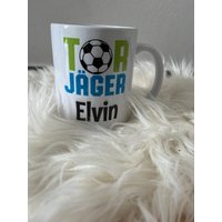 Tasse Junge Fußball Geschenk Junge Fußballjunge Jungs Ball Torjäger Becher Personalisiert Tasse Junge Fußball Geschenk Junge Fußballjunge Jungs Ball Torjäger Becher Personalisiert von JaLeKreativGeschenk