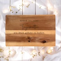 Abschiedsgeschenk Tagesmutter Erzieherin Schneidebrett Name Tageskind Personalisiert Geschenk Abschied Dankeschön Mit Herz von JaRiNa23