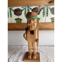 Nussknacker Geschnitzt Vintage Nussknacker Geschnitzt Vintage von Jabenkovint