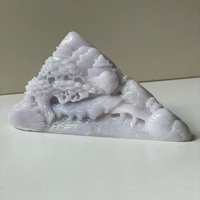 Jadeit Berglandschaft - Natürlicher Myanmar Typ A Translucent Soft Yam Farbe Mit Individueller Massivholz Display Basis Einstellung von JadeArtistryMall