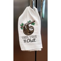 Take Time To Chill Besticktes Mehlsack-Handtuch - Baumwoll-Küchentuch Farbwahl-Geschenk Made Order-Geschirrtuch von JadeFireCreations