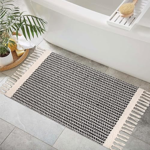 JaeMoose Boho Teppich, Baumwolle Gewebte Teppiche, mit Quasten, waschbarer schwarz-weißer Bauernhaus-Überwurfteppich, kurzfloriger Teppich (Schwarz, 60 x 90 cm) von JaeMoose
