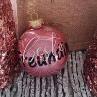 Weihnachtskugel Aus Echtglas Personalisiert Mit Namen Inklusive Schöner Geschenkverpackung 8cm Weihnachtskugel Aus Echtglas Personalisiert Mit Namen Inklusive Schöner Geschenkverpackung 8cm von Jamamoshop