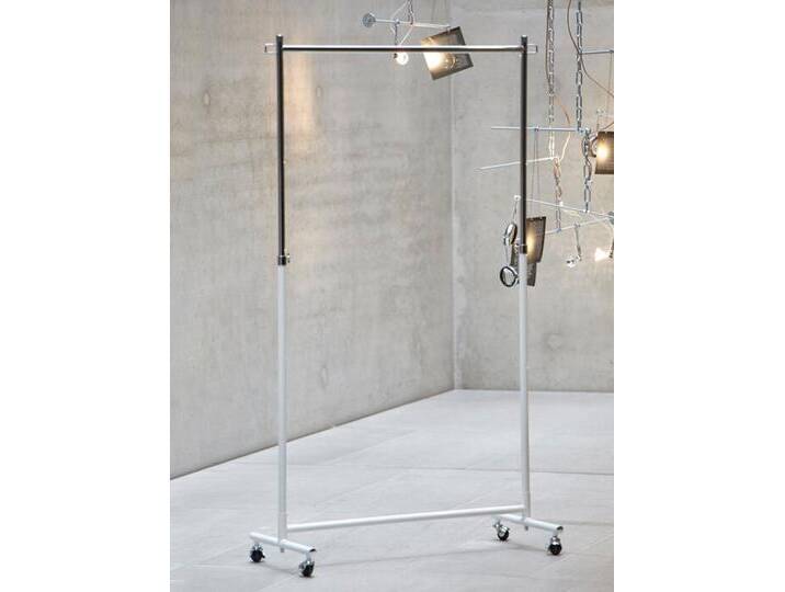 Jan Kurtz Möbel Kleiderstange Boston silber, Designer Jan Kurtz, 108-184x101x41 cm von Jan-Kurtz