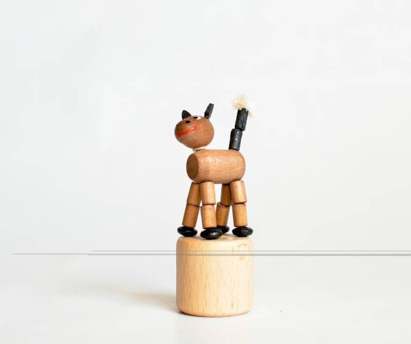 Jan Stephani Erzgebirgische Volkskunst Tierfigur Holzspielzeug Wackelfigur Pferd braun Höhe=8cm NEU von Jan Stephani Erzgebirgische Volkskunst