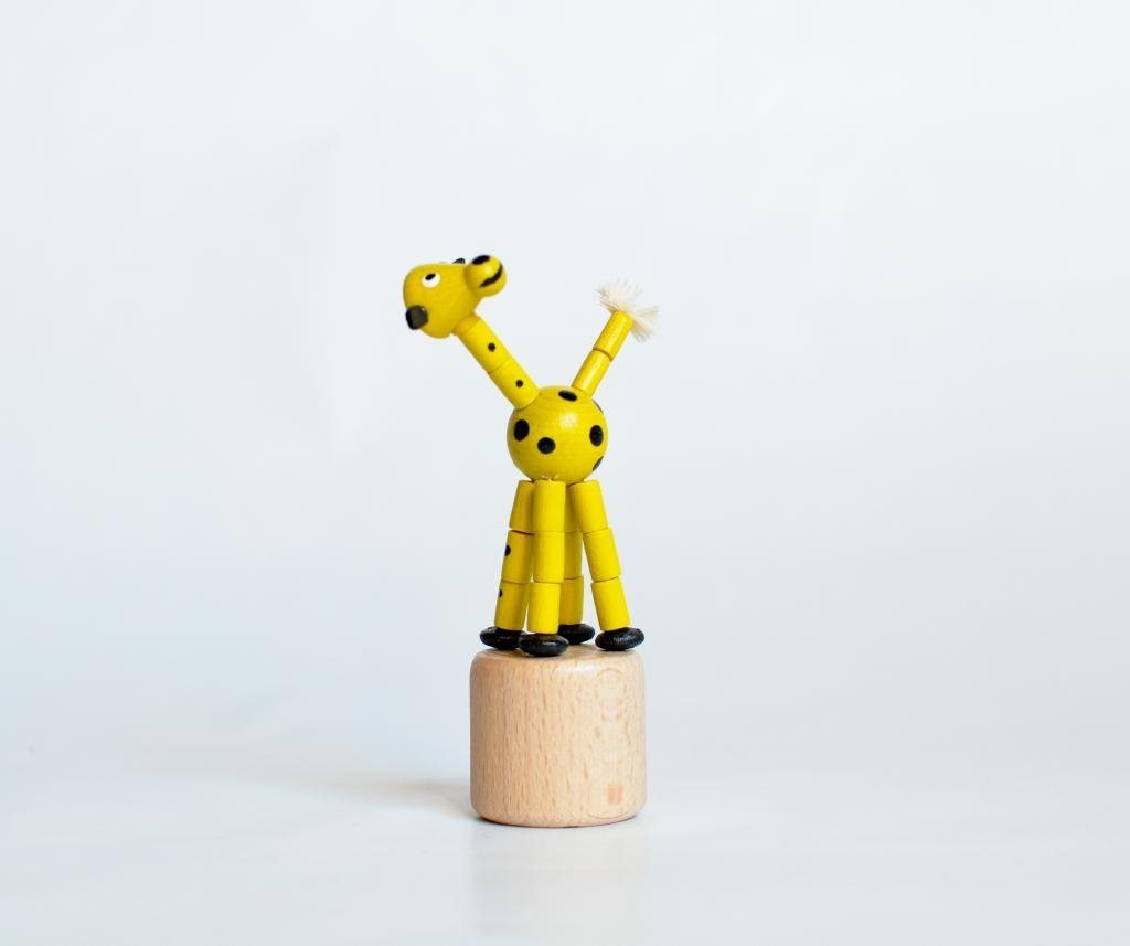 Jan Stephani Erzgebirgische Volkskunst Tierfigur Holzspielzeug Wackelfigur Giraffe Höhe=10cm NEU von Jan Stephani Erzgebirgische Volkskunst