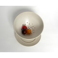 Abtropfsieb Aus Keramik Für Gewaschene Früchte von JanaKeramikdesign