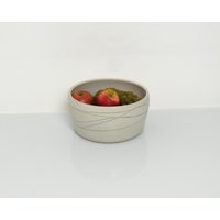 Salatschale Aus Keramik Mit Bänderdekor von JanaKeramikdesign