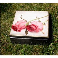 Holzbox Mit Rosen, Schmuckschatulle Blumen, Erinnerungsbox, Schmuckaufbewahrung, Wohnkultur, Geschenk Für Mama von JanaPysanky