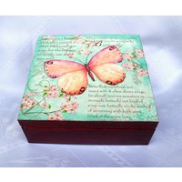 Holzbox Schmetterling, Erinnerungsbox, Schmuckbox, Neues Zuhause Geschenk, Geschenk Für Geliebte Menschen Holzbox Schmetterling, Erinnerungsbox, Schmuckbox, Neues Zuhause Geschenk, Geschenk Für Geliebte Menschen von JanaPysanky