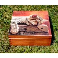 Decoupage Katzenkiste Holzkiste Schmuckschatulle Andenken Decoupage Katzenkiste Holzkiste Schmuckschatulle Andenken von JanaPysanky