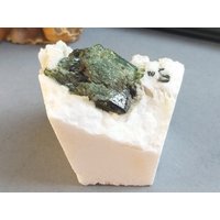 Diopsid Probe Transparente Durchscheinende Kristall Seltene Wertvolle Natürliche Edelstein Mineral Rohstein Sammlung Albit Calcit von JaneFisherMinerals