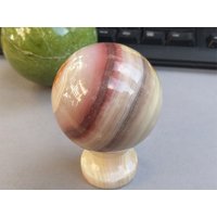 Erdbeere 6cm Gebändert Onyx Calcit Kugel Rosa Kristall Carving Poliert Mineraldekoration Naturstein von JaneFisherMinerals